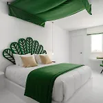 Отель Croco Mykonos